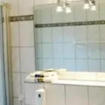 Elisabetha Garni בית הארחה 2*