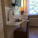 伊莉莎白萨加尔尼酒店