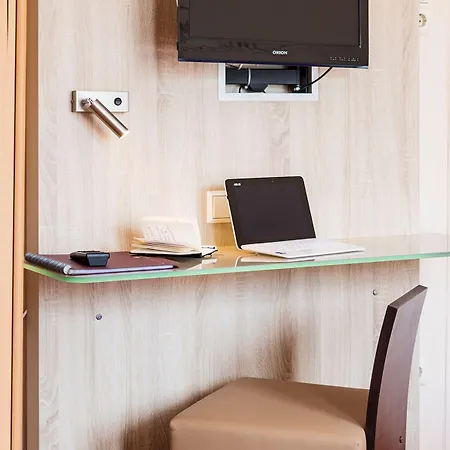 בית הארחה Elisabetha Garni 2*